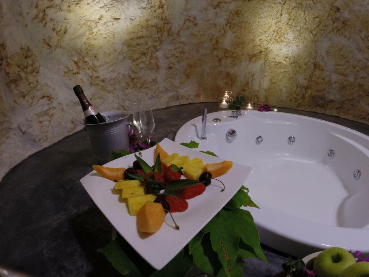 White Luxury Suite Ostuni By Gonewlocation المظهر الخارجي الصورة